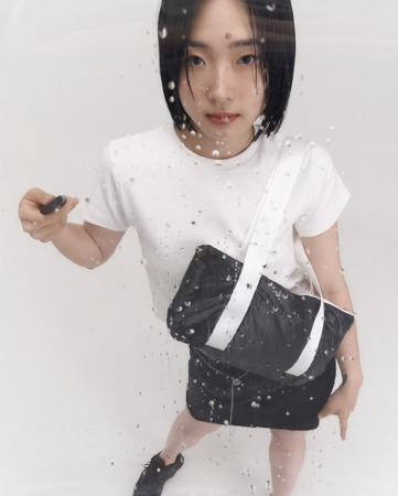 yoonseul shoulder bag (black)